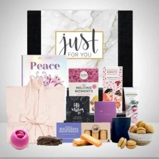 Silky Robe Soak Pamper Hamper